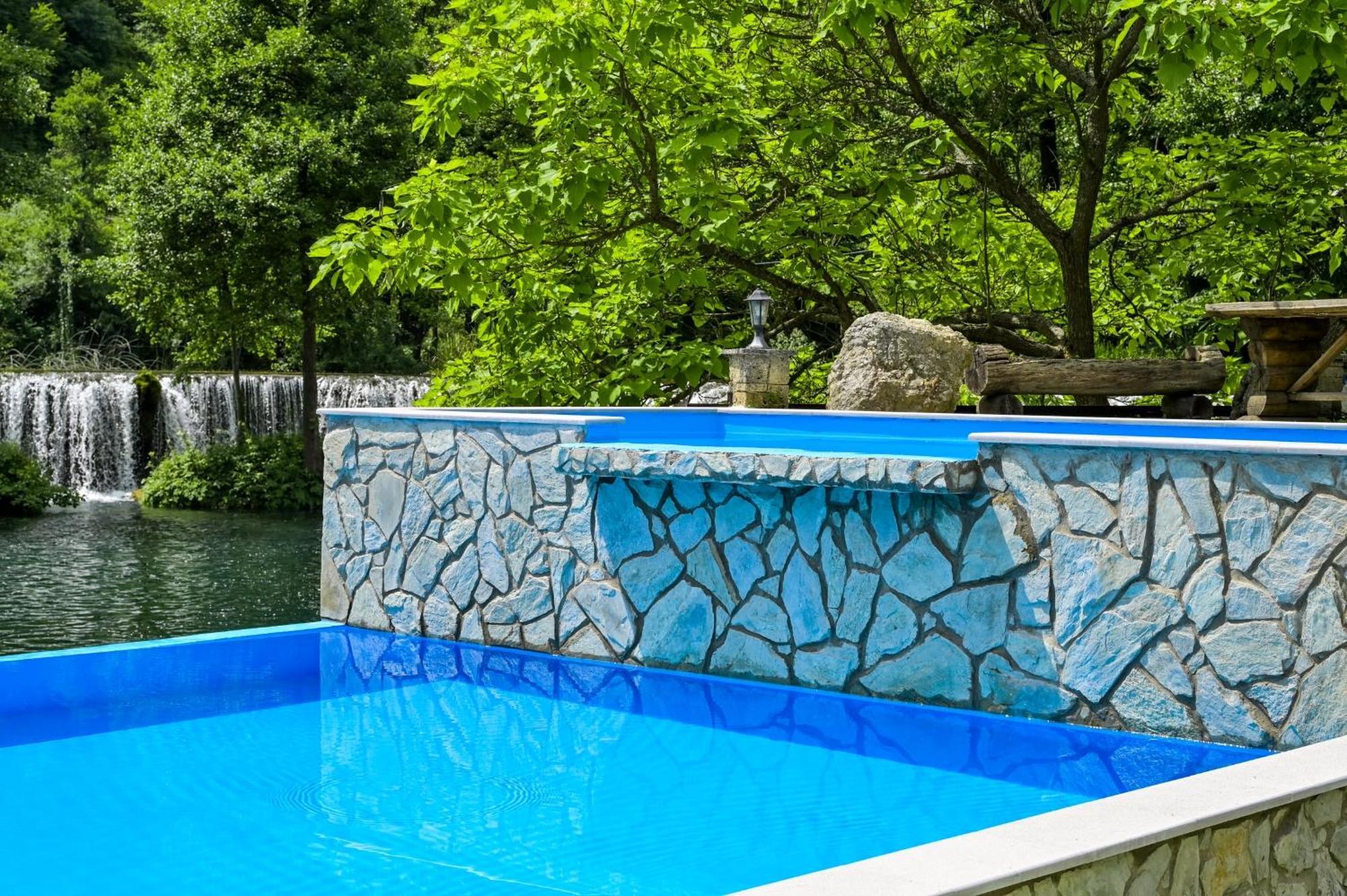 Konoba Slapovi Motel Jajce Bagian luar foto