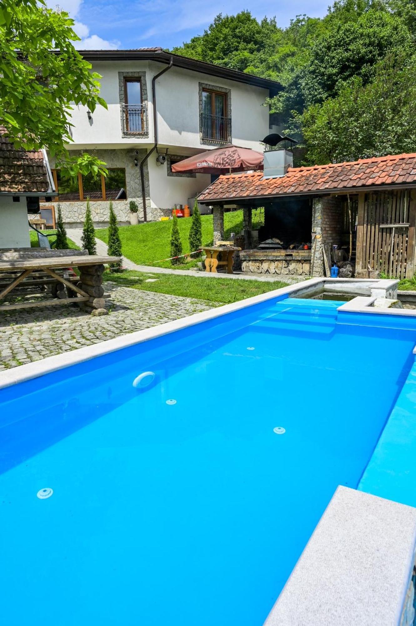 Konoba Slapovi Motel Jajce Bagian luar foto