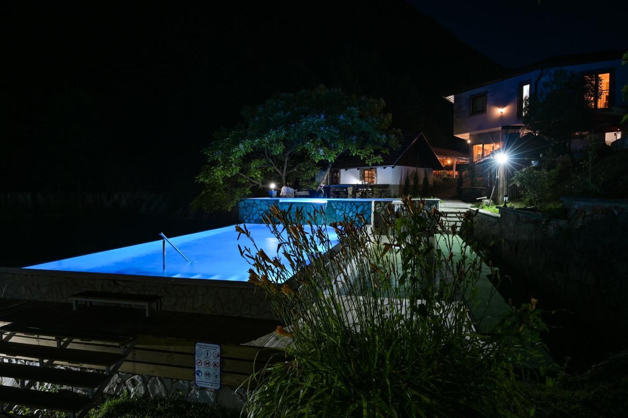 Konoba Slapovi Motel Jajce Bagian luar foto